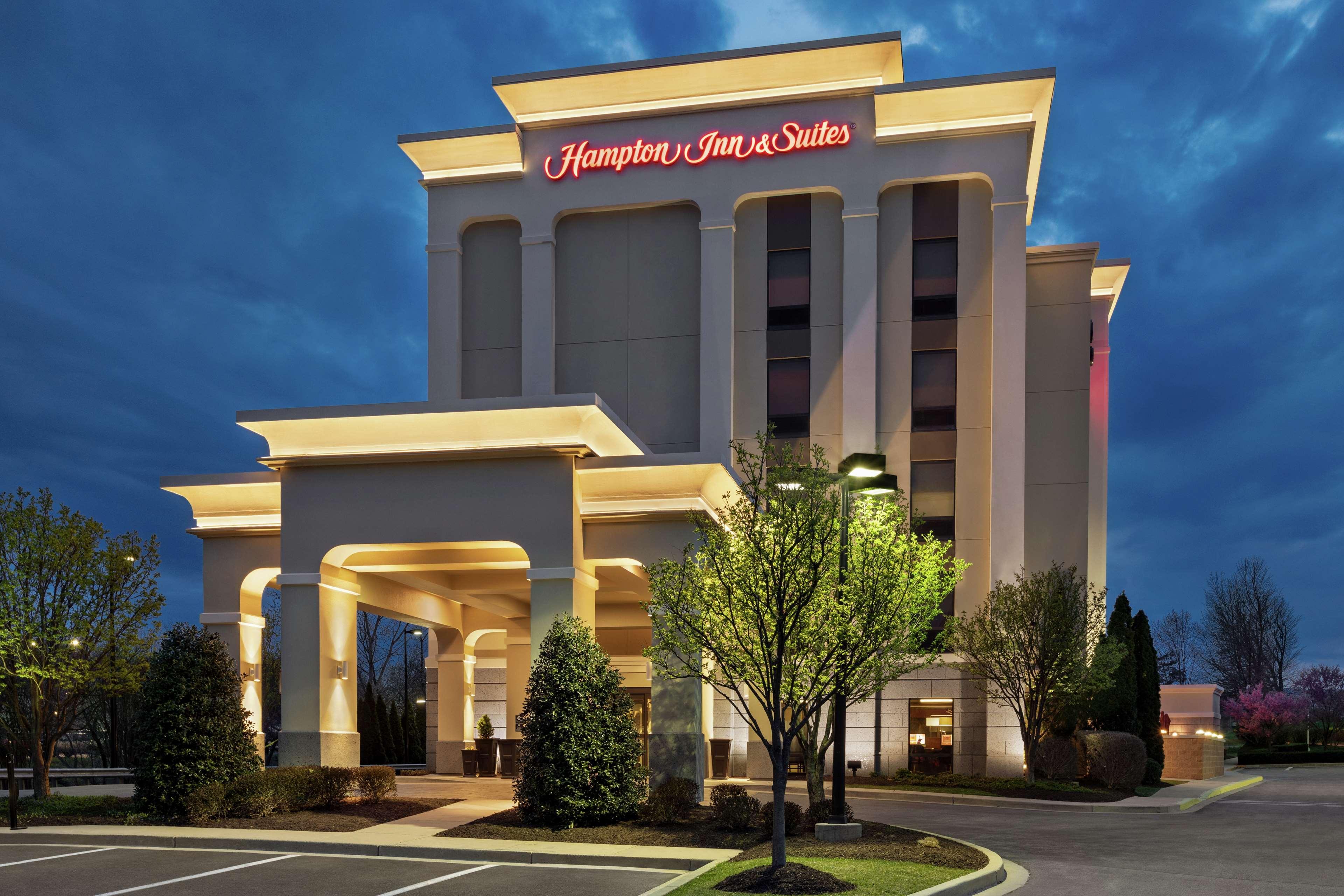 Hampton Inn & Suites Frederick/Fort Detrick Exterior photo